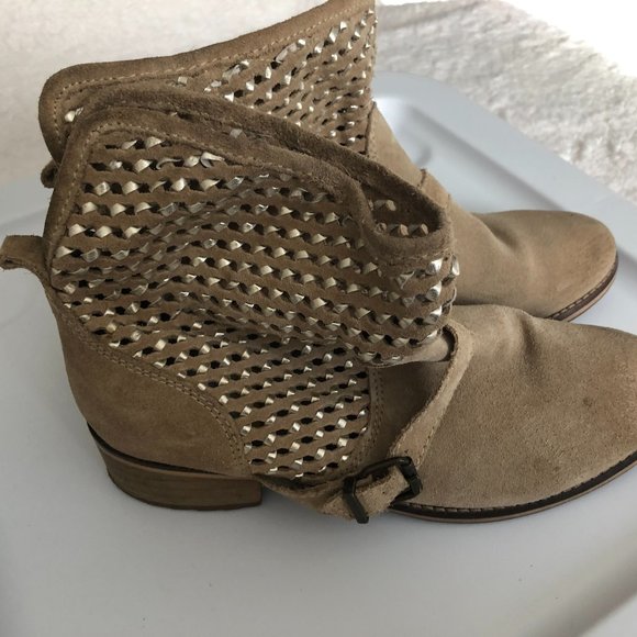 Bershka BSK Womens Suede Spring Summer Boots  Size 40 EU/9.5 US - Picture 6 of 12